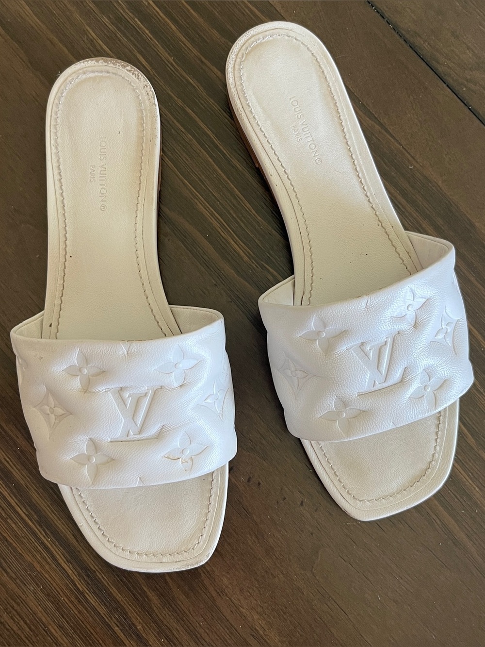 Louis Vuitton Women's White Revival Slide Size 38